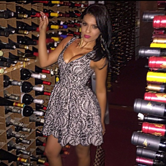 bebe Dresses & Skirts - Bebe dress size XXS.